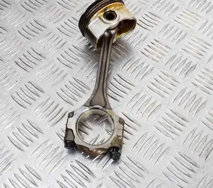 Toyota Yaris Piston 