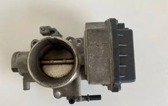 Peugeot 407 Throttle valve 9652682880