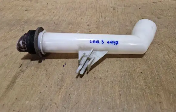 Renault Laguna III Window washer liquid tank fill tube 