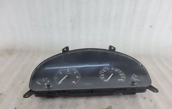 Peugeot 406 Speedometer (instrument cluster) 9639940380 87001369 57001370