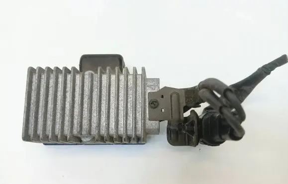 Lexus LS 430 Fuel pump relay 2308050140 1961700520 073008E04