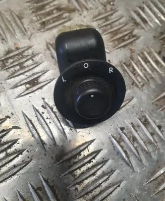 Chrysler Sebring (JS) Wing mirror switch 04602788AA
