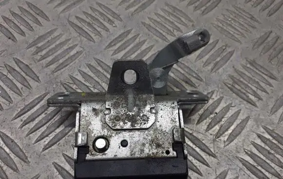 Opel Corsa C Engine bonnet/hood lock/latch loop/hook 90534769