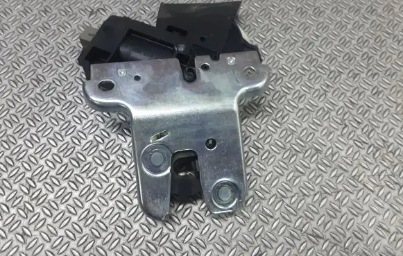 Audi A6 S6 C6 4F Tailgate/trunk/boot lock/catch/latch 4F5827505