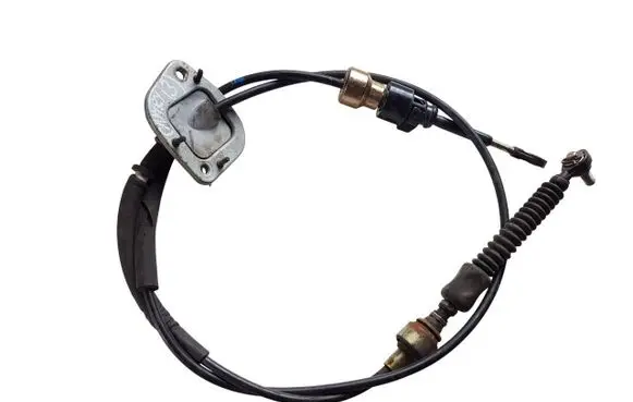 Toyota Camry Gear shift cable linkage 3382006140