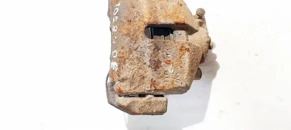 Volkswagen PASSAT B6 Front brake caliper 582v