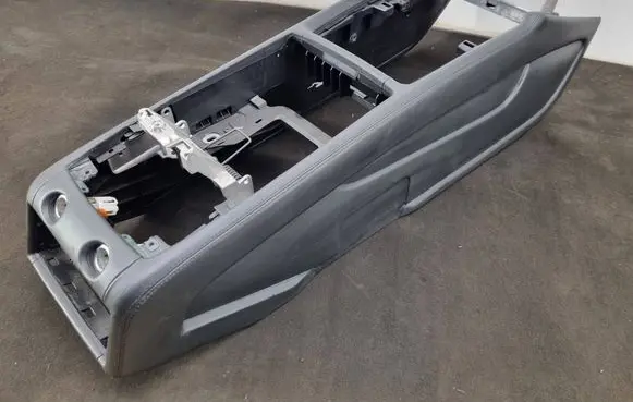 Audi Q7 4L Center console 4L1863244D 4L1863244D25D