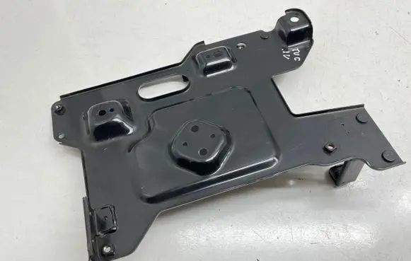 Hyundai Tucson IV NX4 Battery tray 