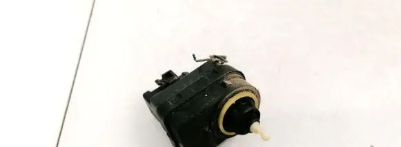 Renault Laguna I Headlight level adjustment motor UED