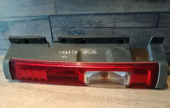 Nissan Primastar Rear/tail lights