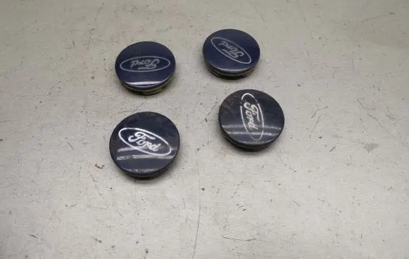 Ford Focus Original wheel cap H95SX1137EA