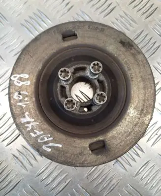Opel Zafira B Crankshaft pulley 55196301