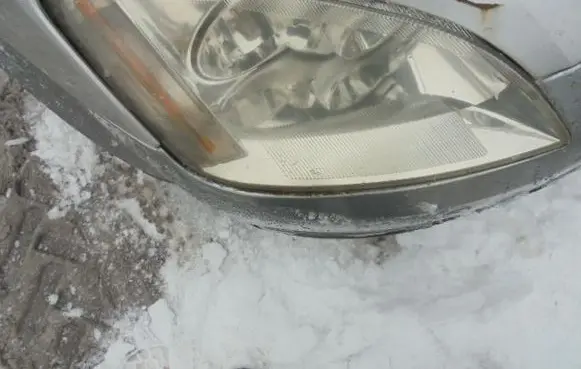 Ford C-MAX I Headlight/headlamp 270606