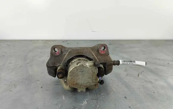 Volvo XC60 Front brake caliper 36011370