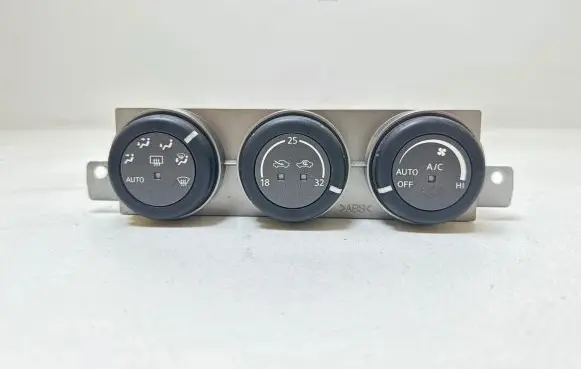 Nissan X-Trail T30 Climate control unit 27500EQ310 C5310 A0200018A02002