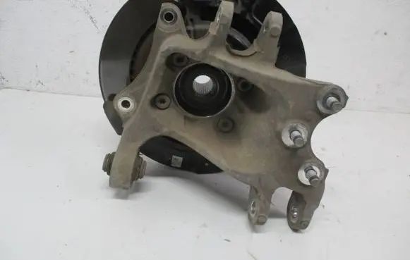 Hyundai Santa Fe Stub axle 16HY6