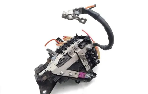 Mercedes-Benz C W205 Battery relay fuse A2055407011