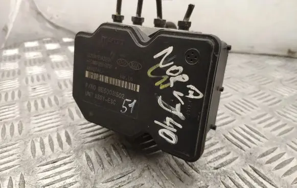 Hyundai i40 ABS Pump 589203Z510 152GAI1E1422131