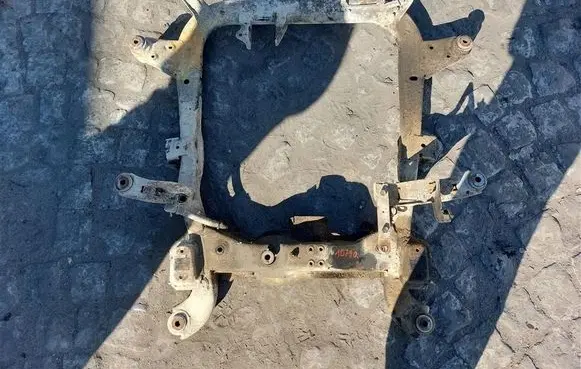 Opel Astra G Front axle beam 