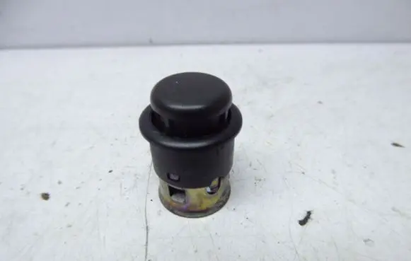 Skoda Octavia Mk2 (1Z) Cigarette lighter 