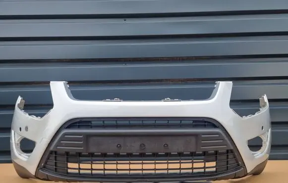 Ford Kuga I Front bumper 8V41-17757-A