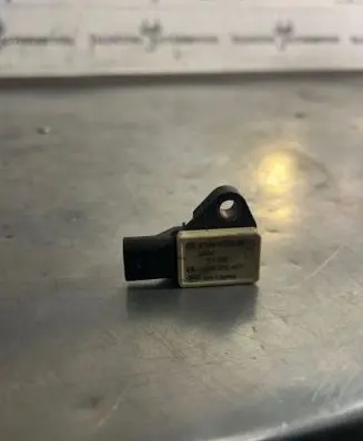 Mercedes-Benz A W177 Air pressure sensor A0091538528 19T093 0281006457