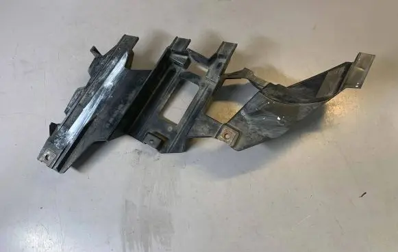 BMW X5 E53 Headlight/headlamp mounting bracket 63128386709 8386709 15183500