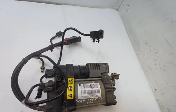 Jeep Grand Cherokee Air suspension compressor/pump 21193Z 68204730AG