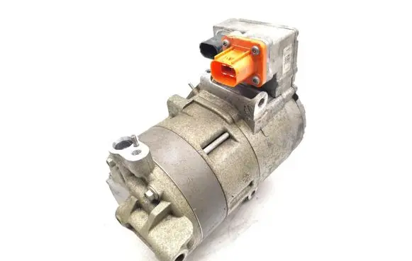 Skoda Superb B8 (3V) Air conditioning (A/C) compressor (pump) 5QE816803H