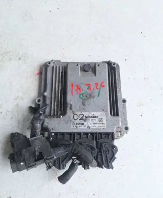Nissan Qashqai Engine control unit/module 0281017185