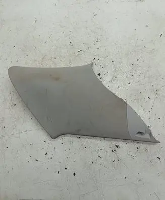 (D)pillar trim (top)