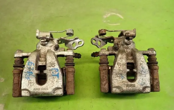 Ford S-MAX Rear brake caliper