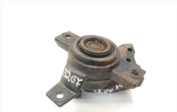 Hyundai Santa Fe Engine mounting bracket