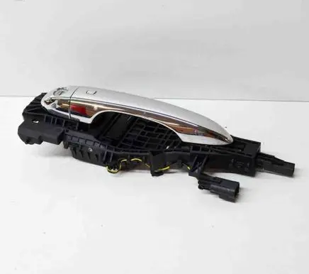 Maserati Ghibli Front door exterior handle P68211281AC 68211281AC