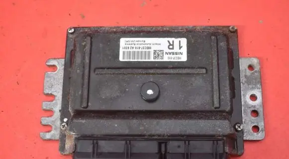 Nissan Note (E11) Engine control unit/module ECU MEC37-510