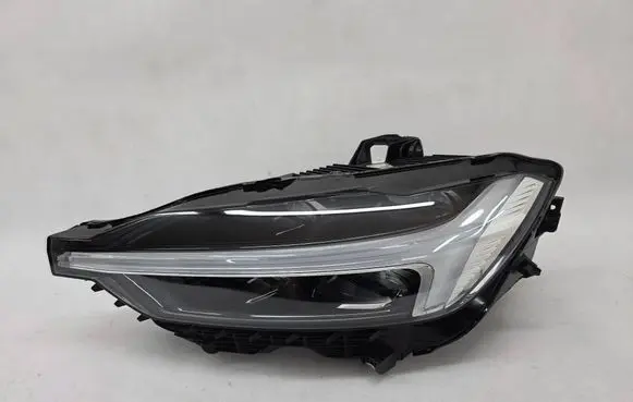 Volvo XC60 Headlight/headlamp 32404705