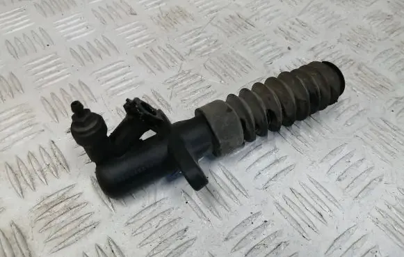 Citroen Jumpy Clutch master cylinder 9809468580
