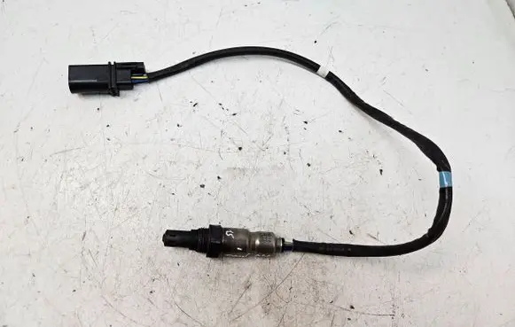 Volkswagen Touran III Lambda probe sensor 04L906262M