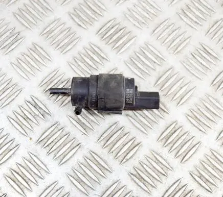 Audi A6 S6 C7 4G Windscreen/windshield washer pump 8K5955647