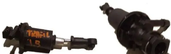 Renault Trafic II (X83) Clutch slave cylinder 