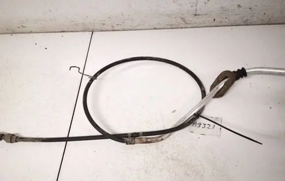 Handbrake/parking brake wiring cable