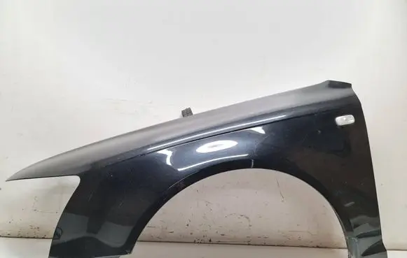 Audi A6 S6 C6 4F Fender