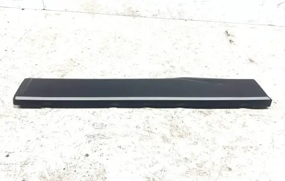 Volvo XC70 Front door trim (molding) 31276152