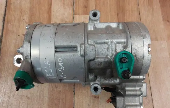 Tesla Model S Air conditioning (A/C) compressor (pump) 106336900G