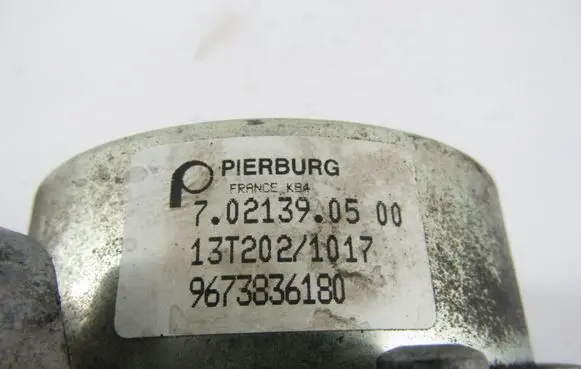 Peugeot 308 Vacuum pump 7021390500