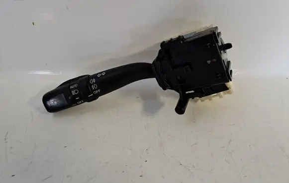 Toyota Avensis T250 Indicator stalk 8414005140