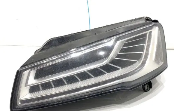 Audi A8 S8 D4 4H Headlight/headlamp 4H0941035