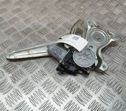 Toyota Hilux (AN10, AN20, AN30) Rear door window regulator with motor 698400K041 857100K020