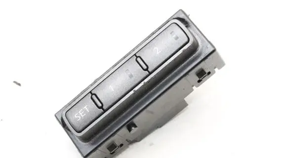 Infiniti M Y51 Seat control switch 