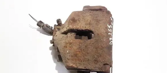 Volkswagen PASSAT B6 Front brake caliper